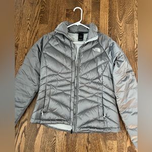 Women’s North Face puffer coat
